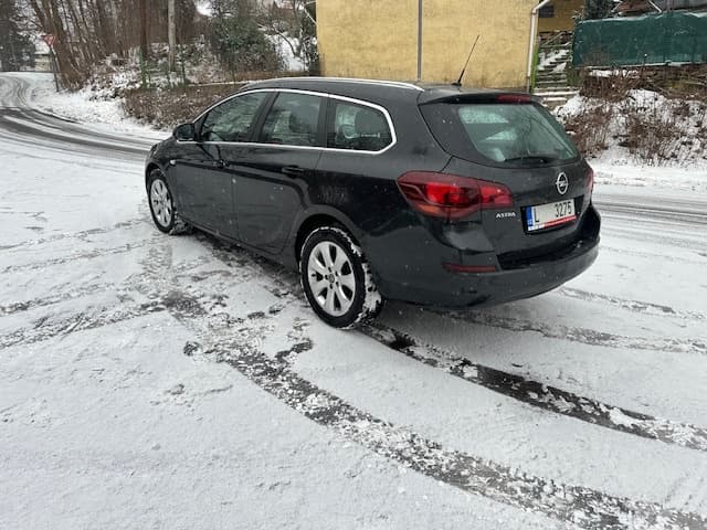 2011 Opel ASTRA - 5