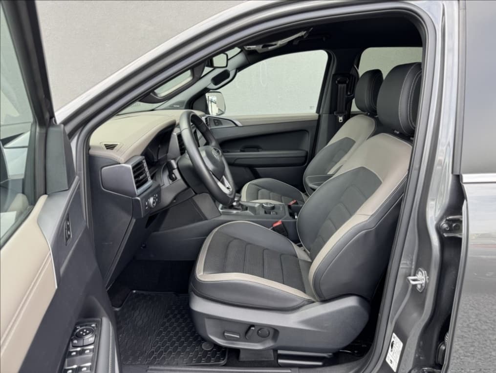 2025 Volkswagen AMAROK - 5