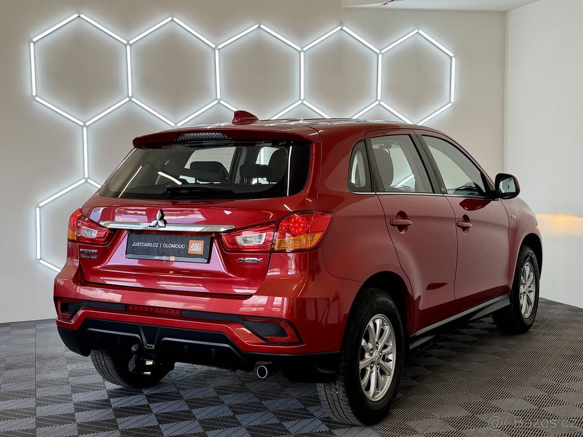 2017 Mitsubishi ASX - 5