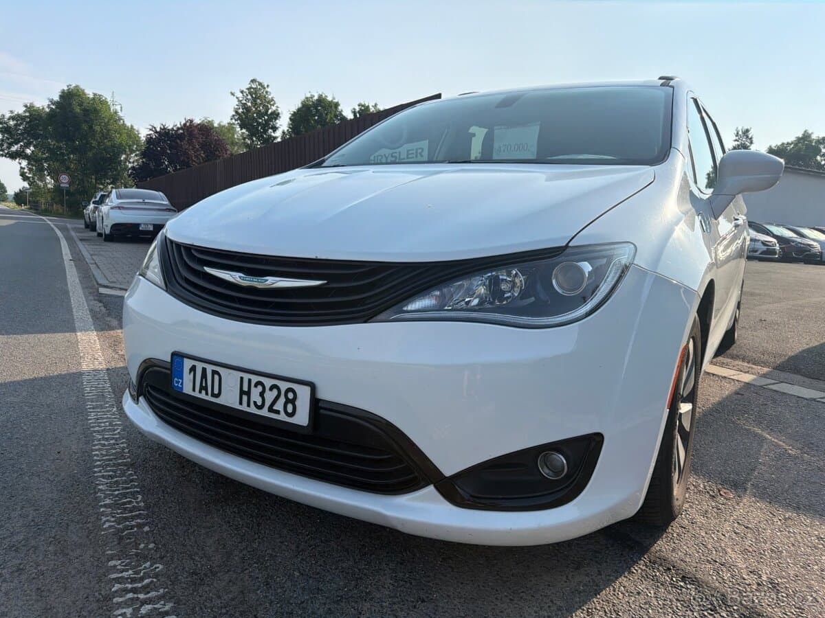2019 Chrysler PACIFICA - 5