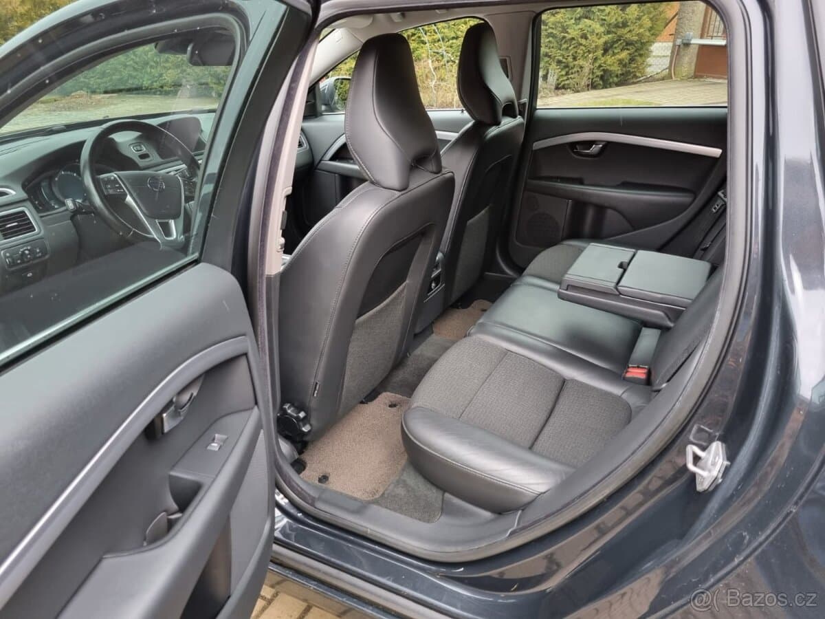 2016 Volvo V70 - 5
