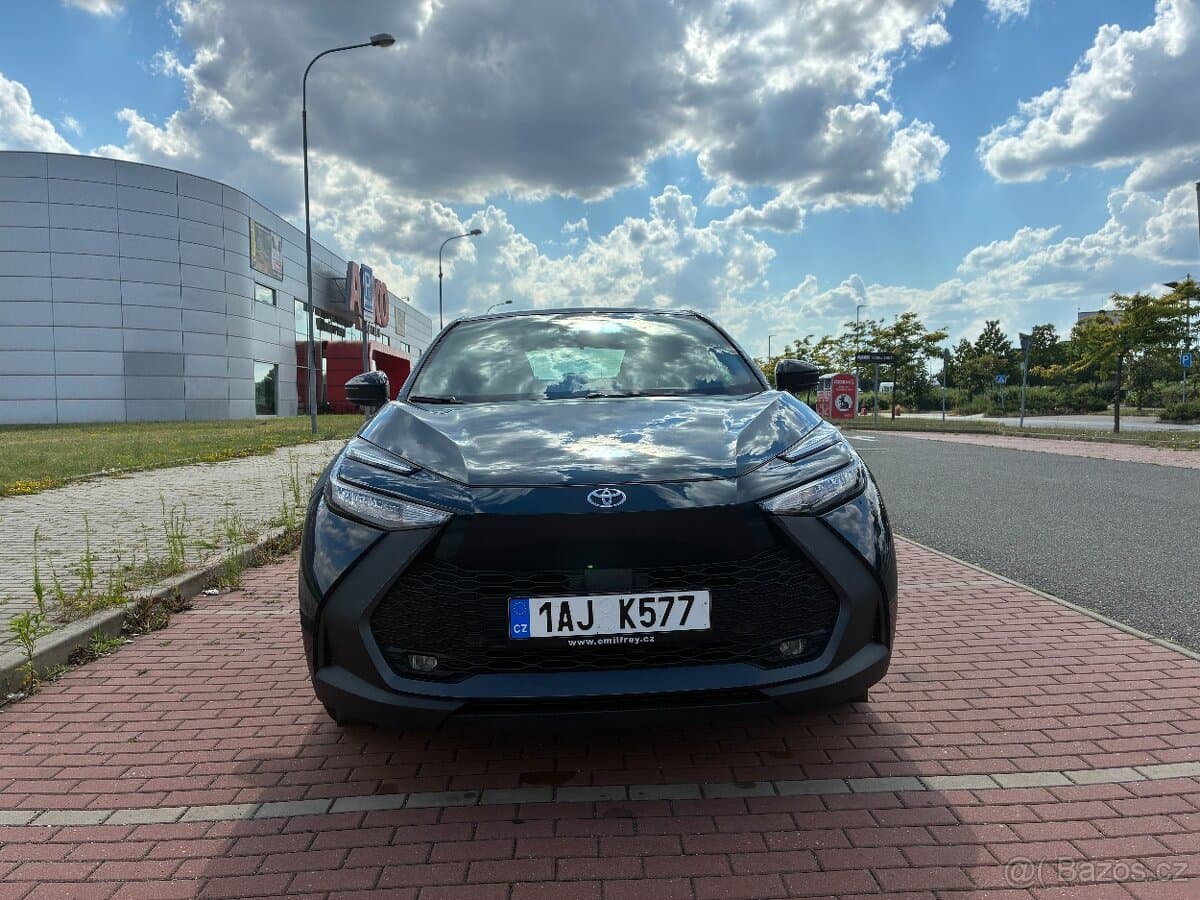 2025 Toyota C-HR - 5