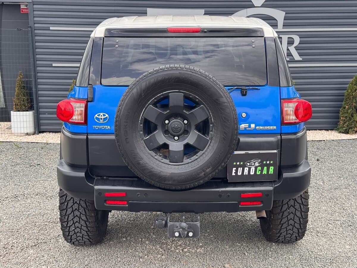 2008 Toyota FJ - 5