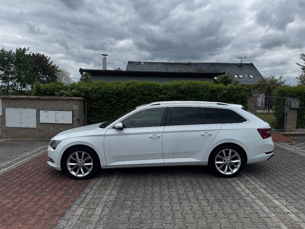 2018 Škoda SUPERB - 5