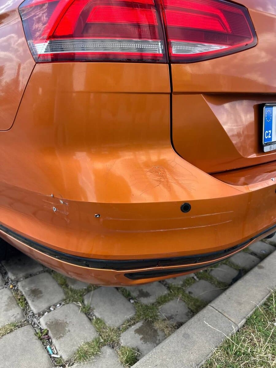 2015 Volkswagen PASSAT - 5