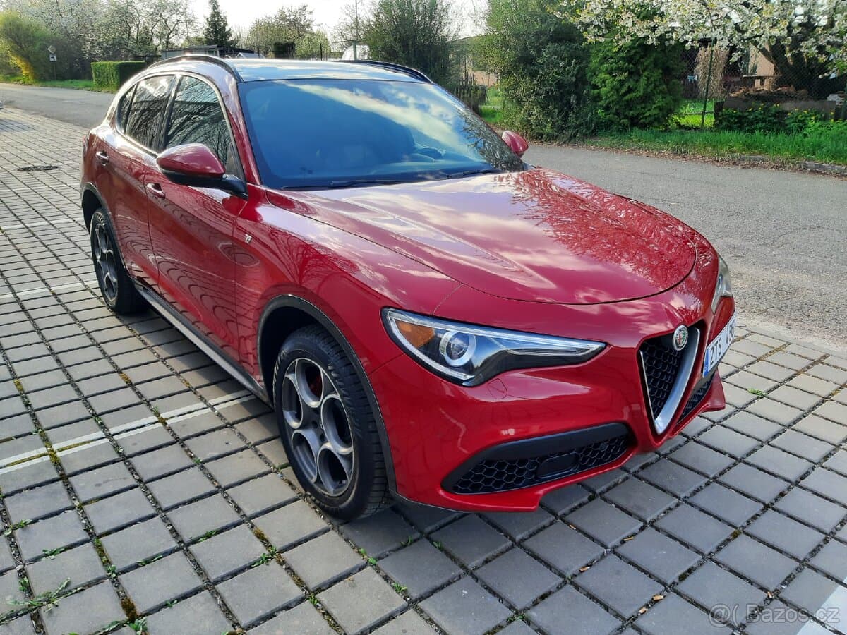 2022 Alfa Romeo STELVIO - 5