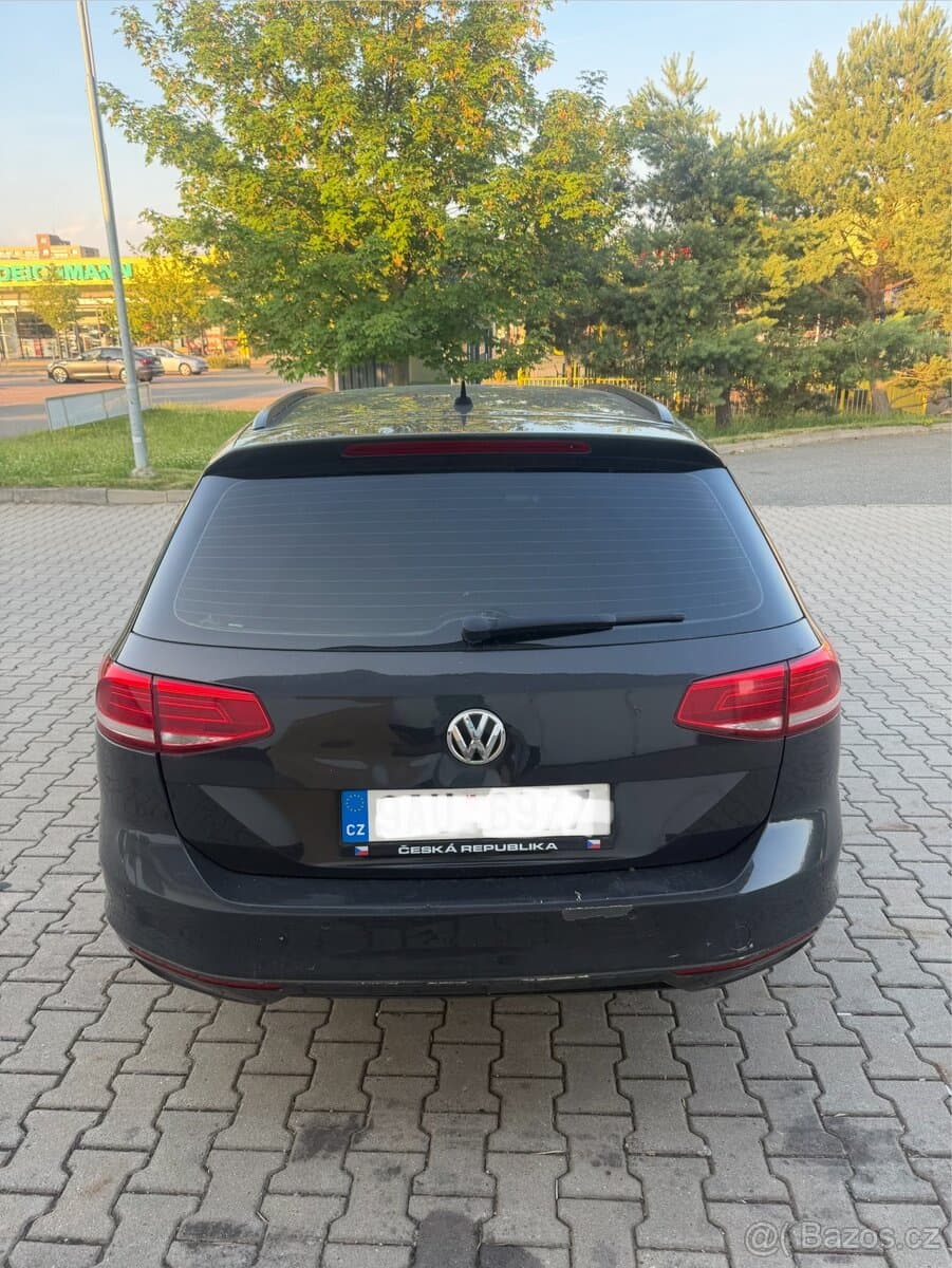 2015 Volkswagen PASSAT - 5
