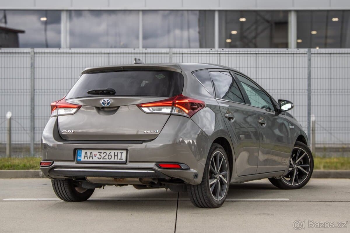 2018 Toyota AURIS - 5