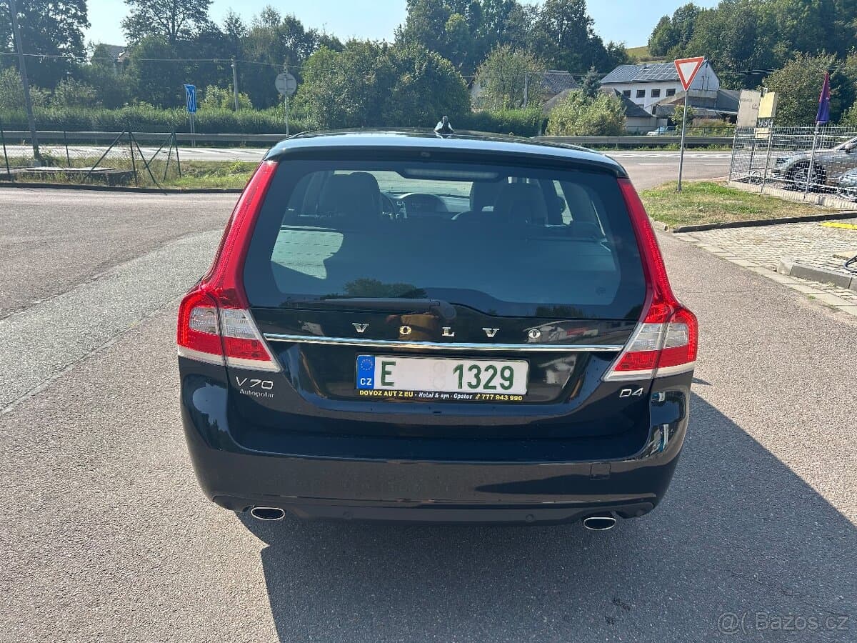 2015 Volvo V70 - 5
