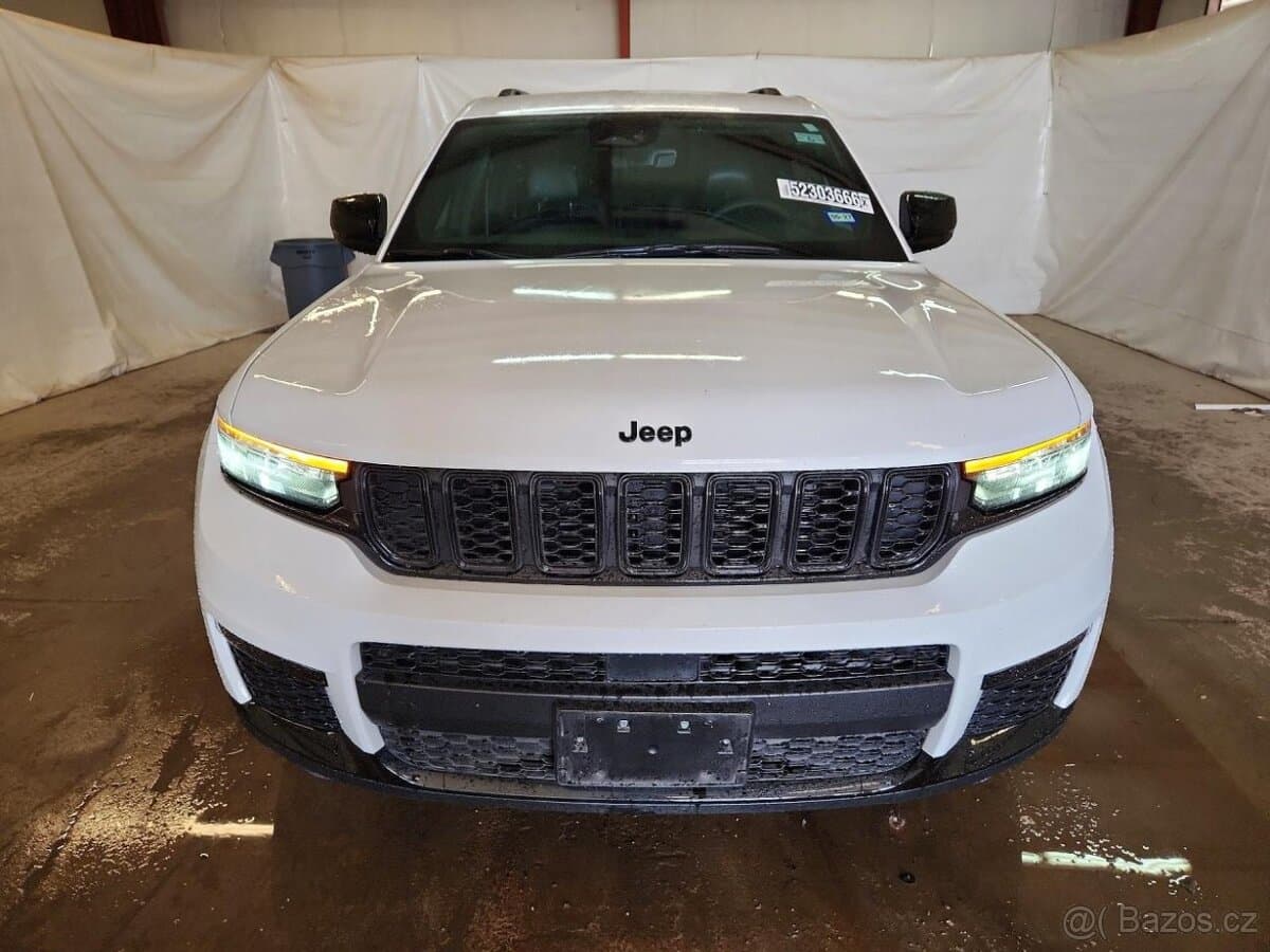 2025 Jeep CHEROKEE - 5