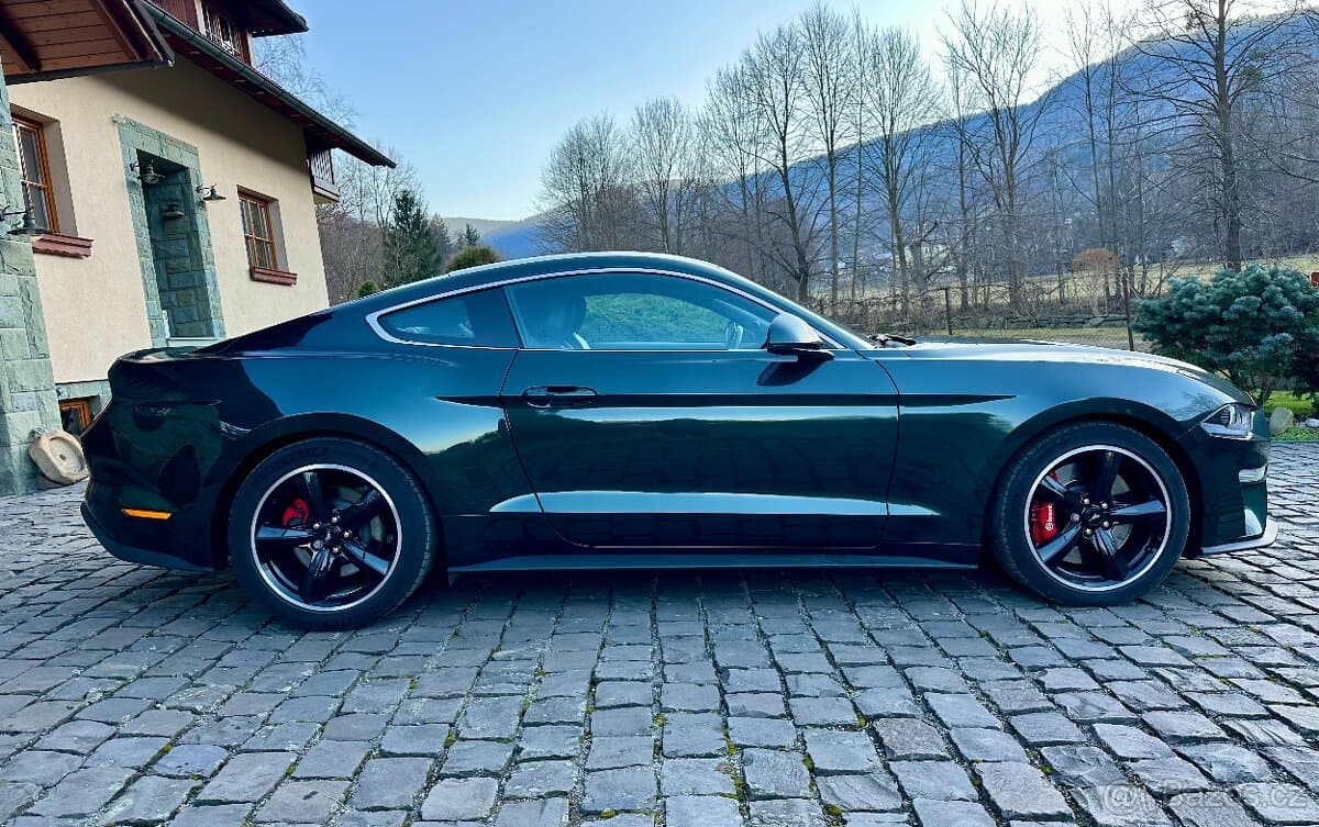 2020 Ford MUSTANG - 5