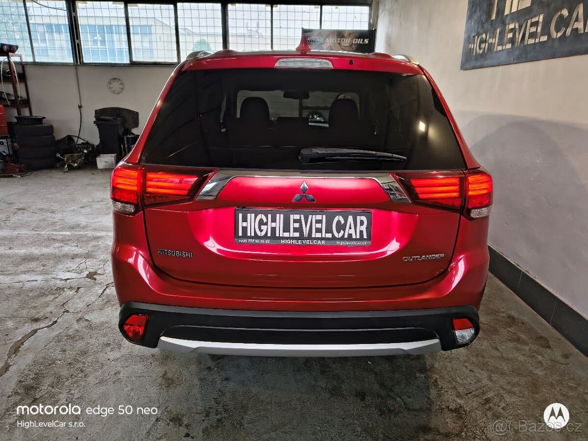 2017 Mitsubishi OUTLANDER - 5