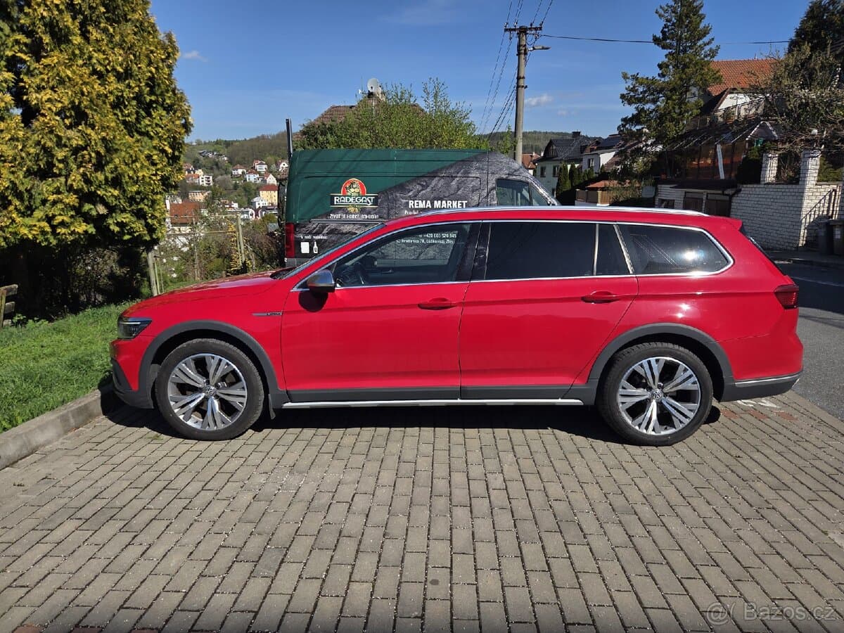 2020 Volkswagen PASSAT - 5