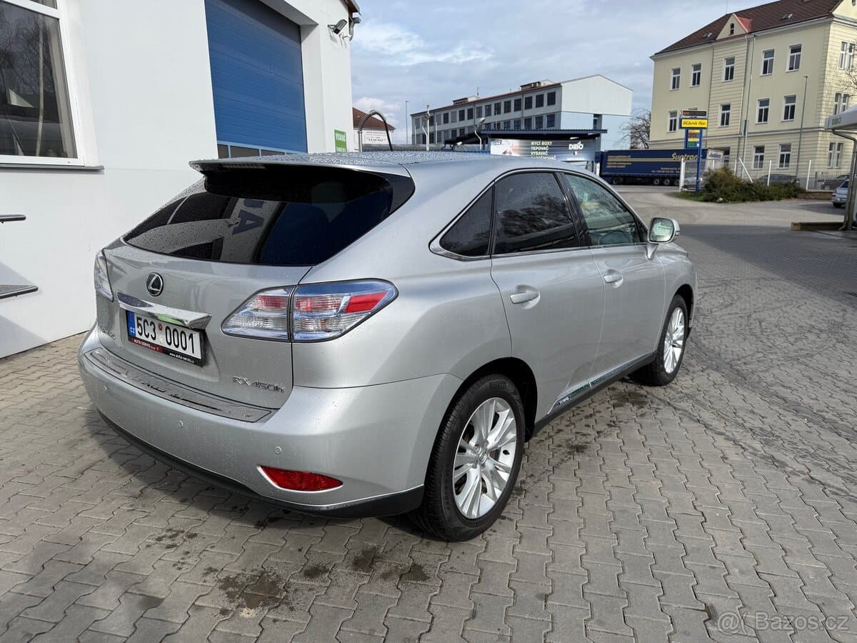 Lexus RX - 5