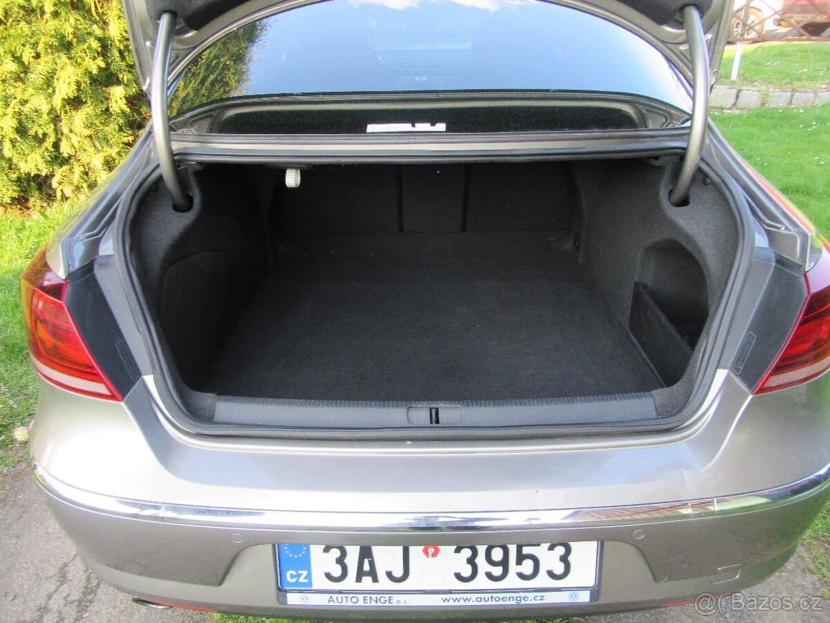 2012 Volkswagen PASSAT CC - 5