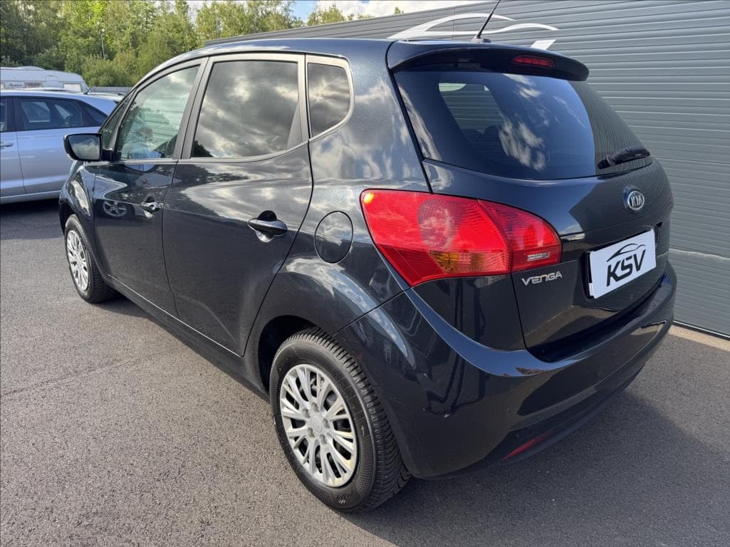 2011 Kia VENGA - 5