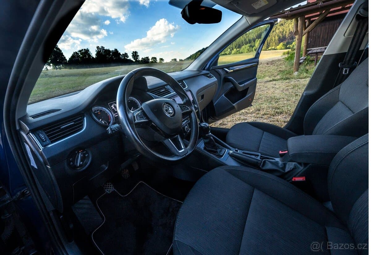 Škoda OCTAVIA - 5