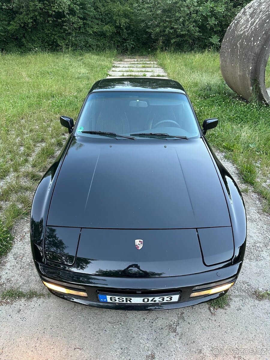 1989 Porsche 944 - 5