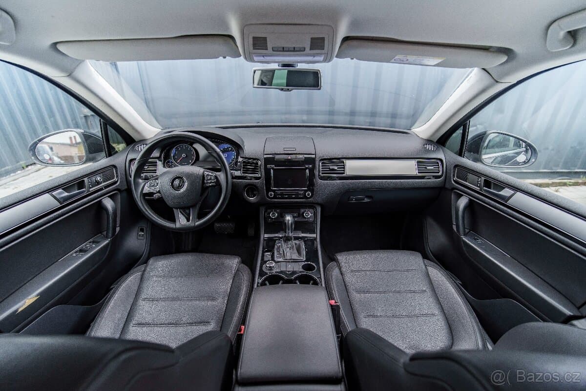2013 Volkswagen TOUAREG - 5