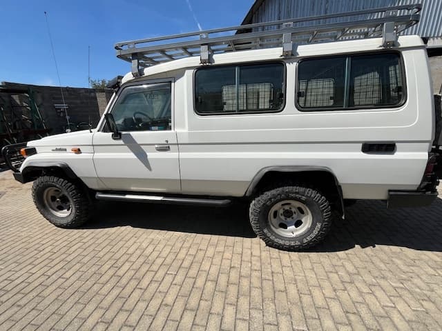 1999 Toyota LAND CRUISER - 5