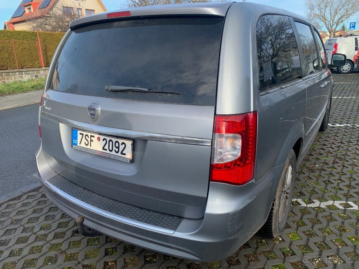 2013 Lancia VOYAGER - 5