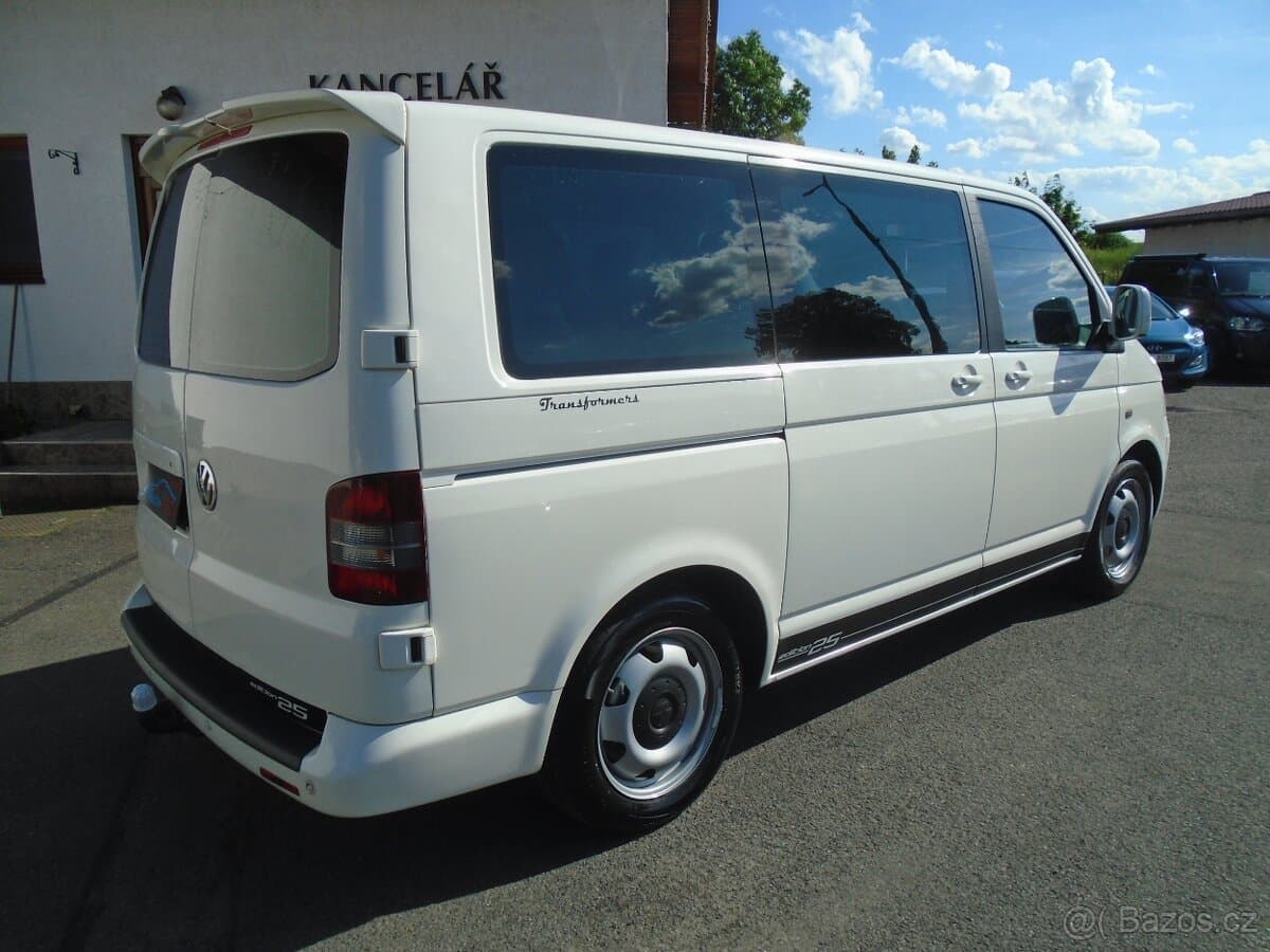 2009 Volkswagen CARAVELLE - 5