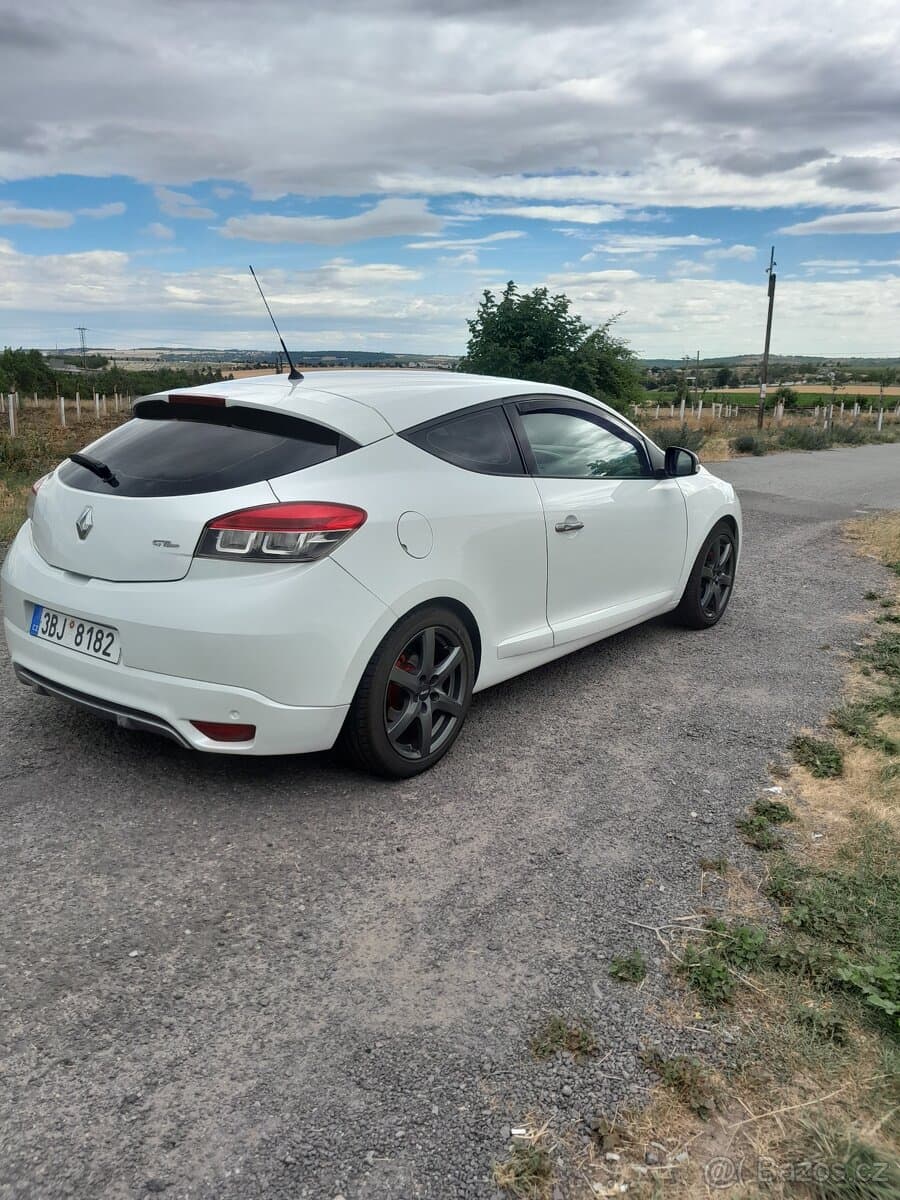 2013 Renault MEGANE - 5