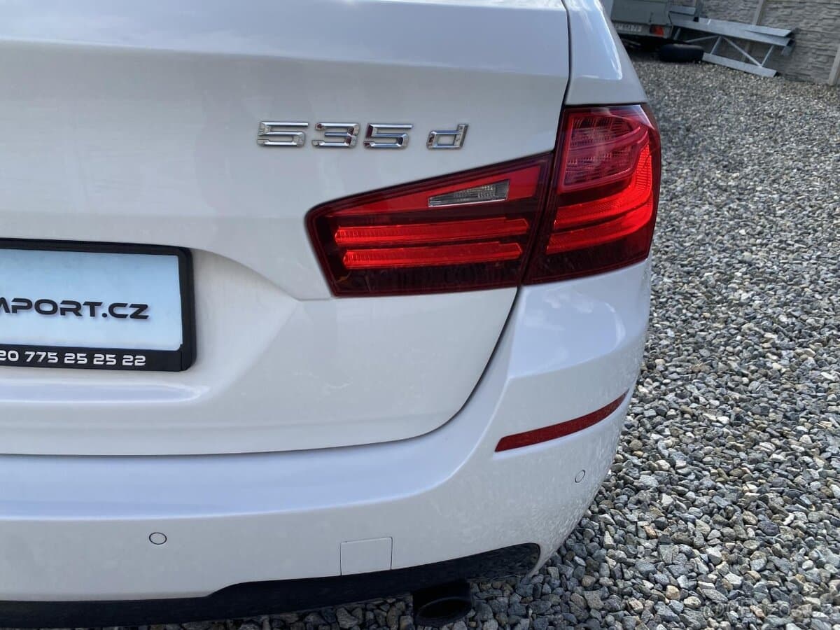 2016 BMW 5-SERIES - 5