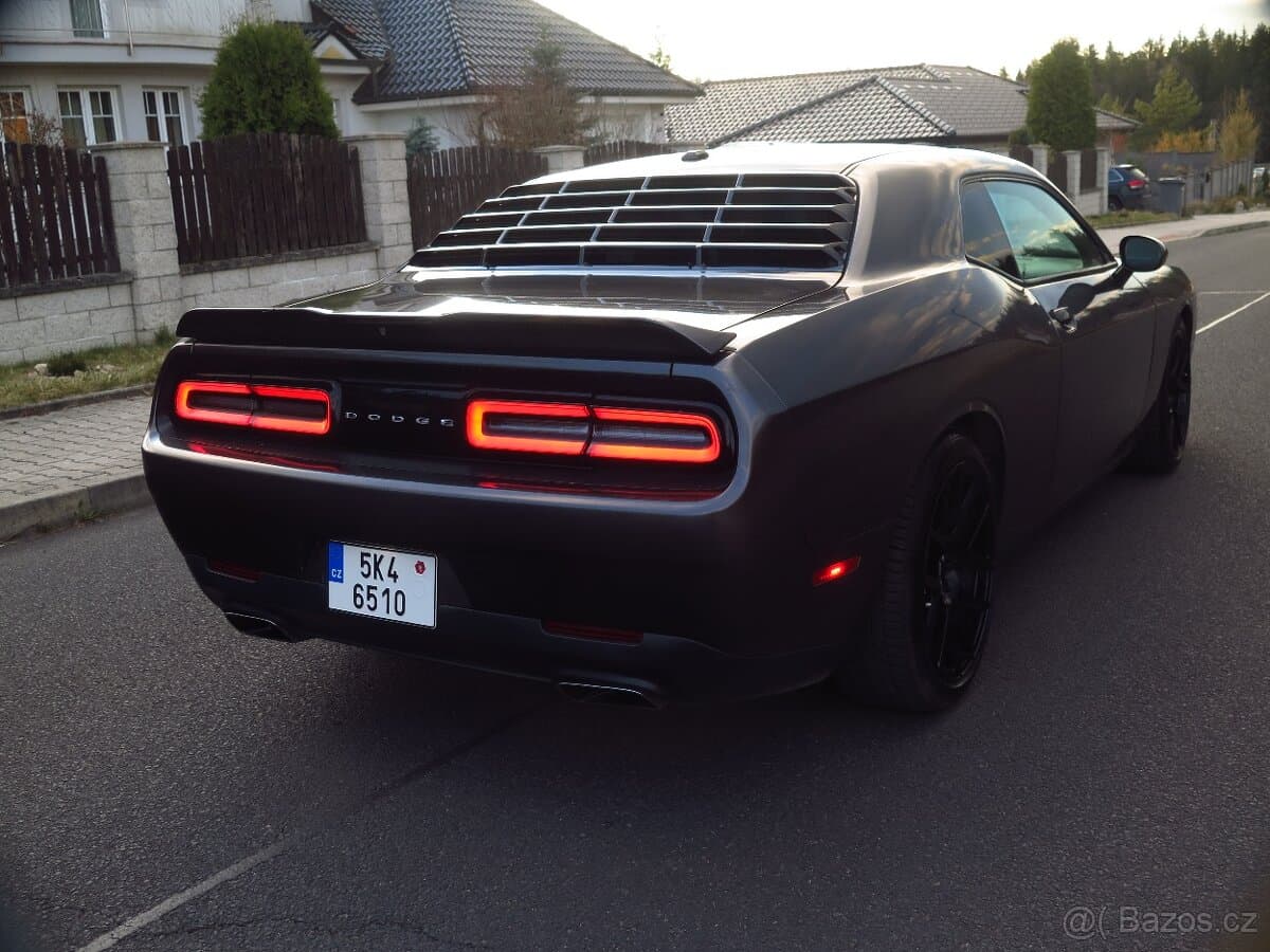 2015 Dodge CHALLENGER - 5