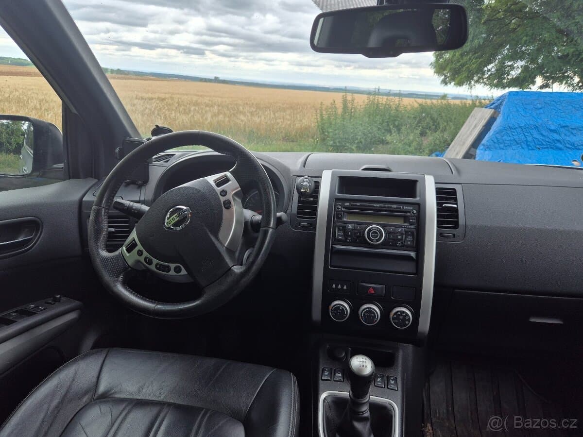2010 Nissan X-TRAIL - 5