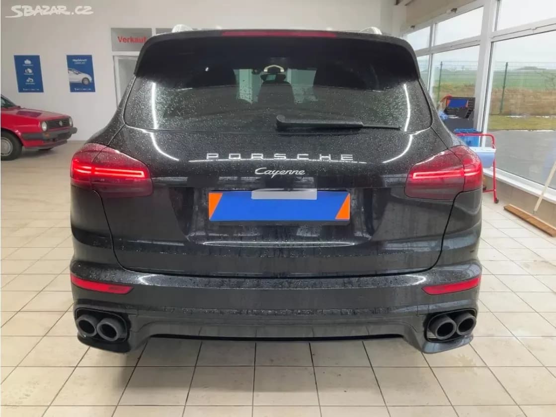 2016 Porsche CAYENNE - 5