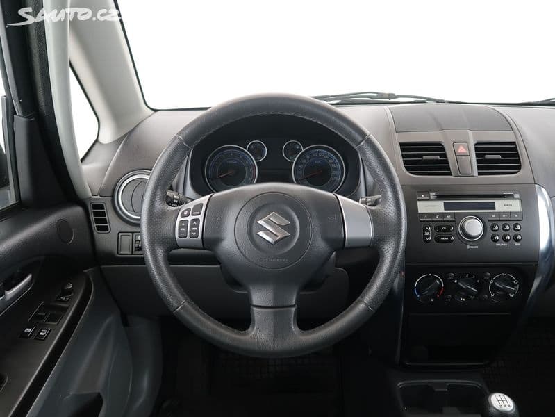 Suzuki SX4 - 5