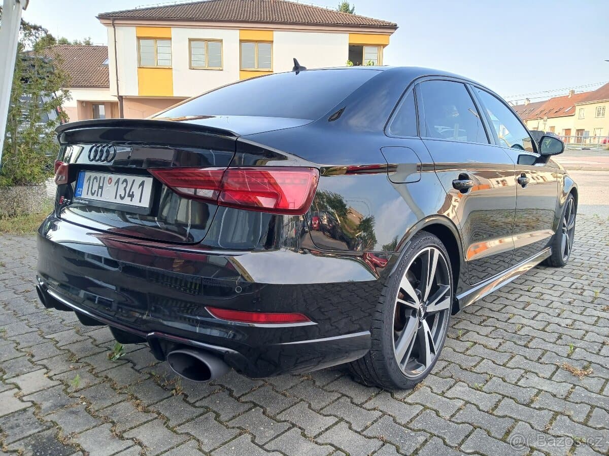 2020 Audi RS3 - 5