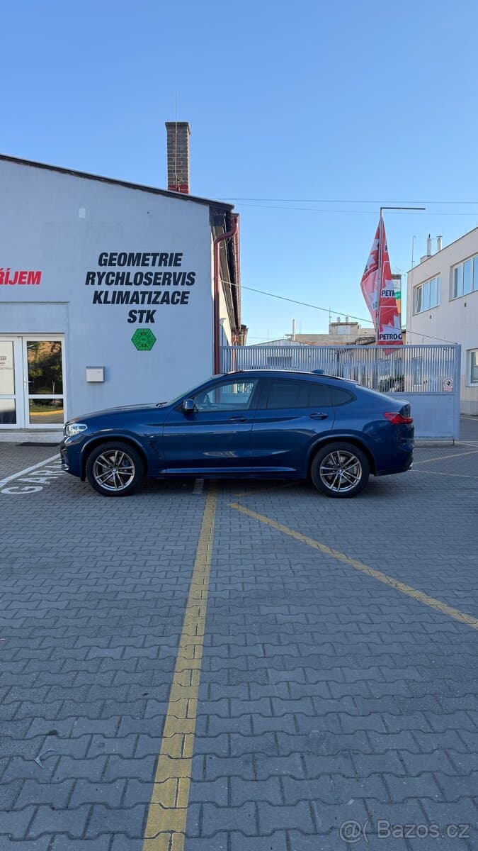 2021 BMW X4 - 5