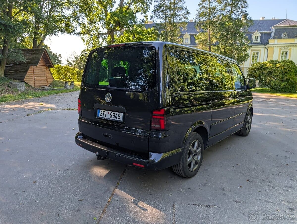 Volkswagen MULTIVAN - 5