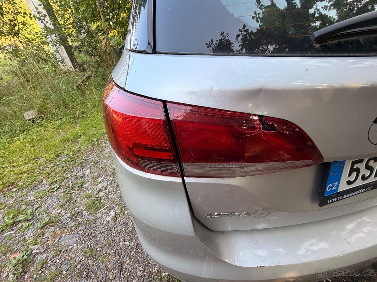 Opel ASTRA - 5