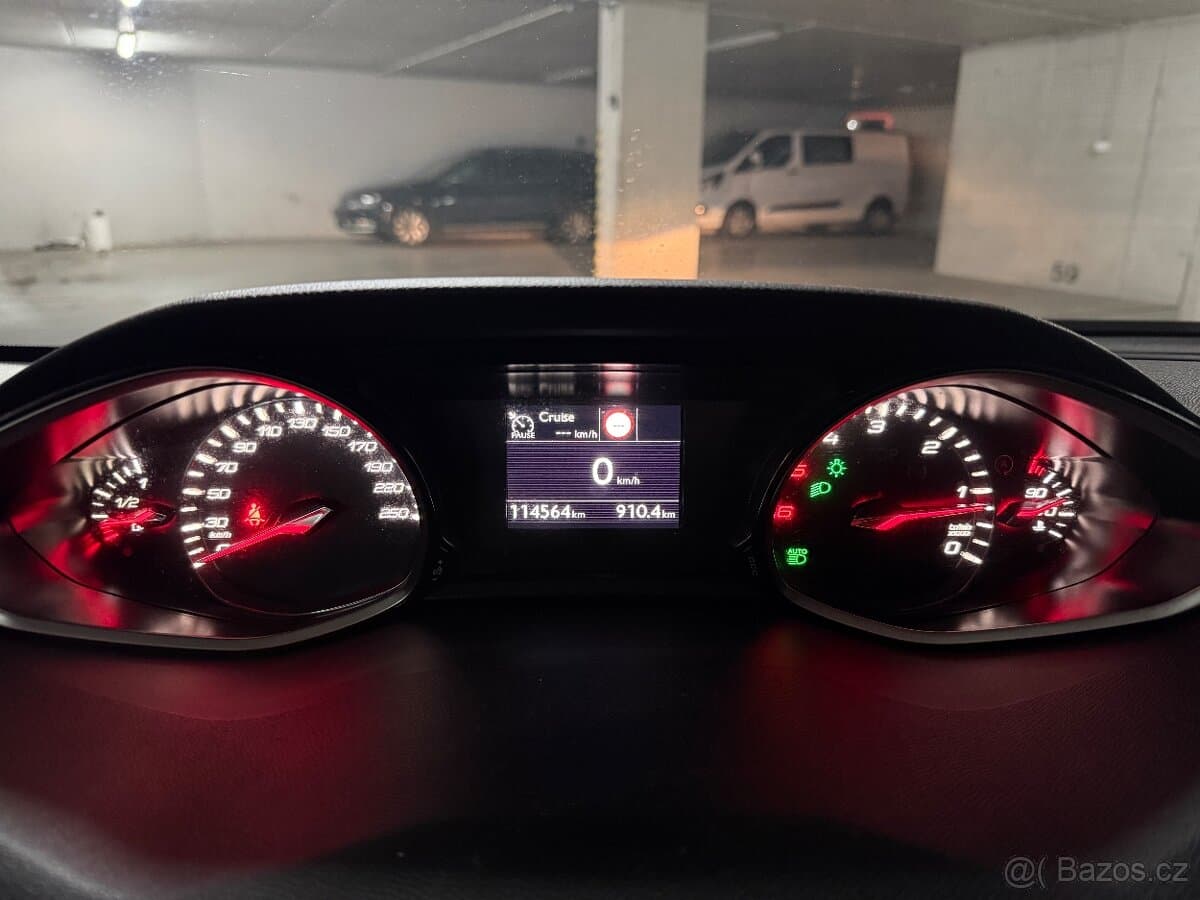 2019 Peugeot 308 - 5