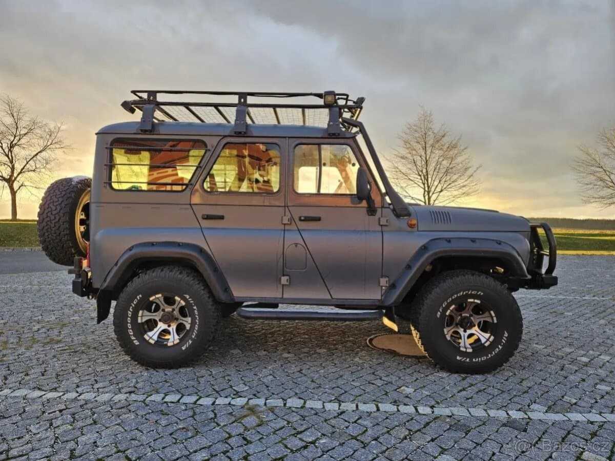 2016 UAZ HUNTER - 5