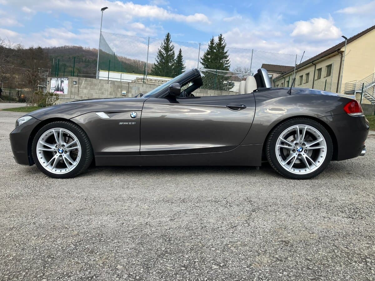2010 BMW Z4 - 5