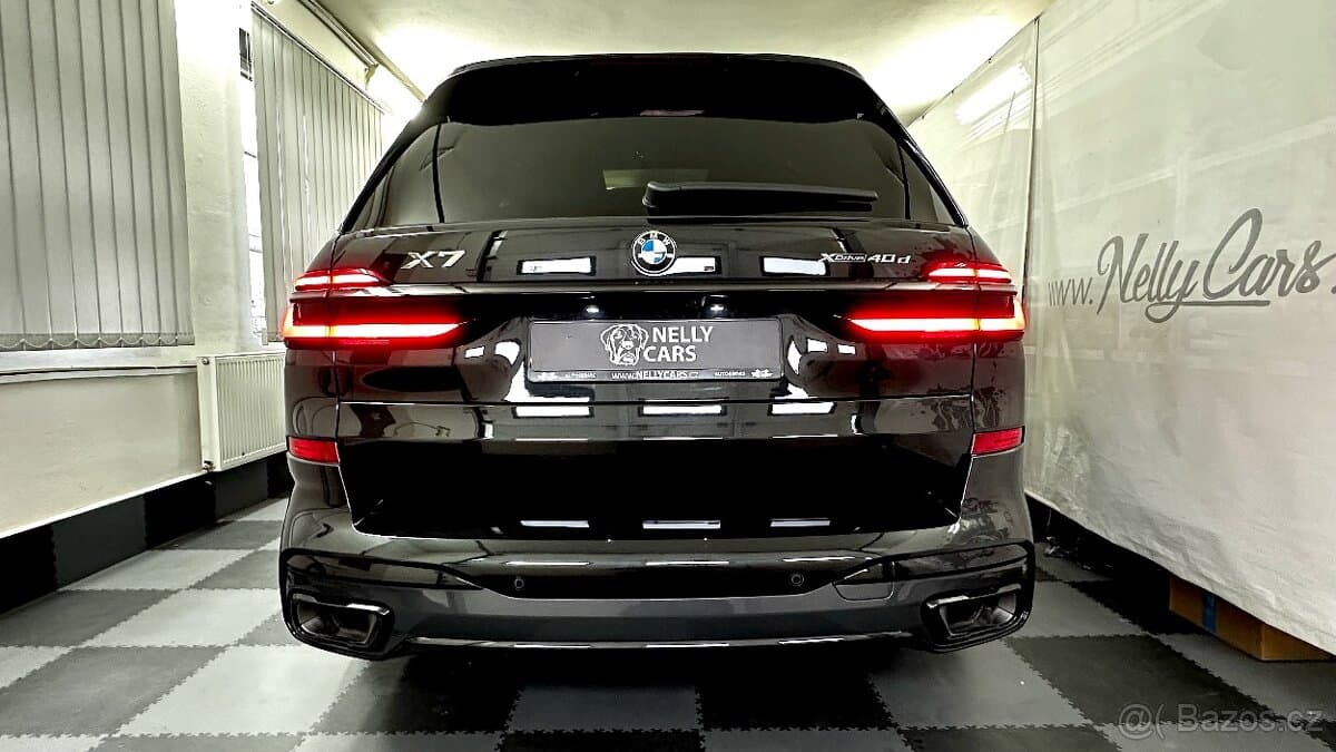 2025 BMW X7 - 5