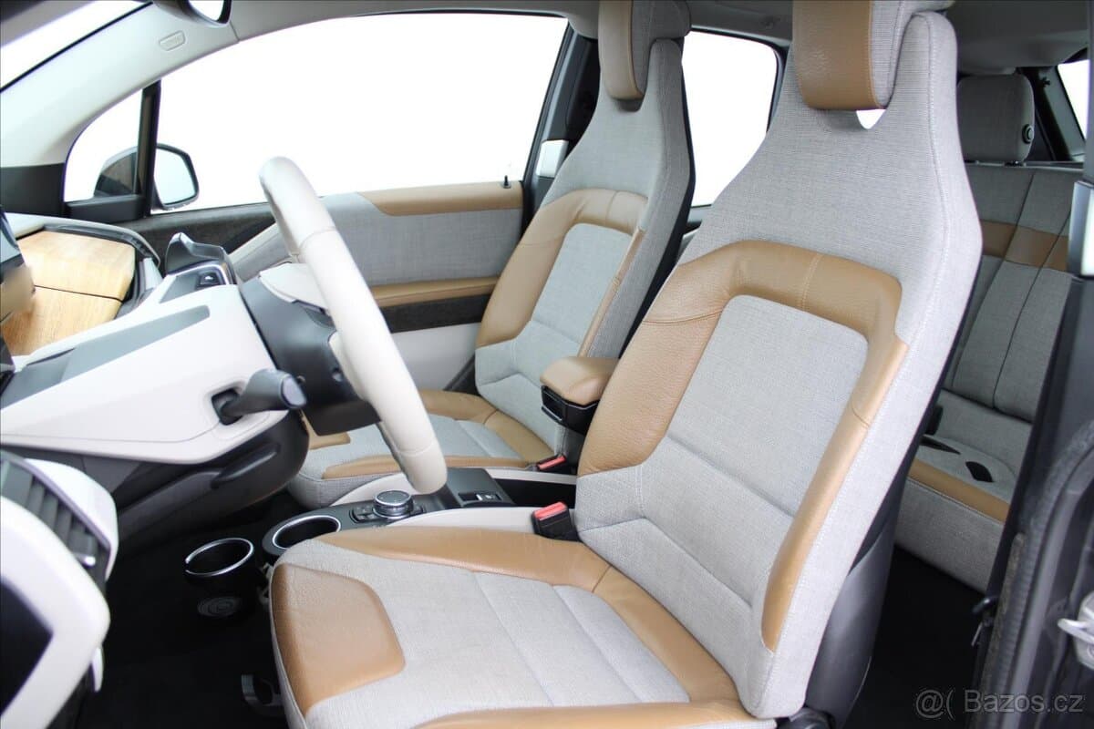 2015 BMW i3 - 5