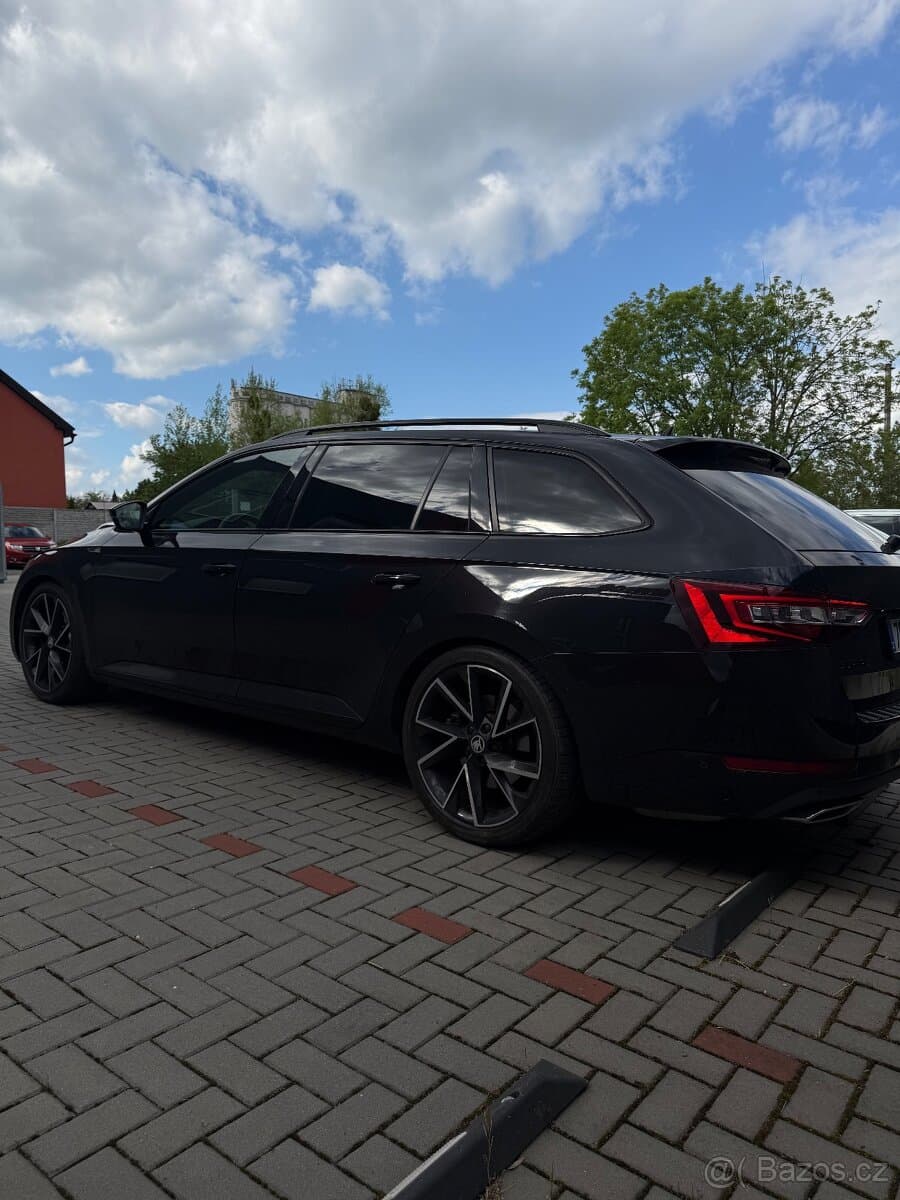 2019 Škoda SUPERB - 5