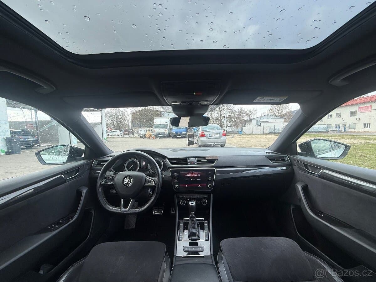 2018 Škoda SUPERB - 5