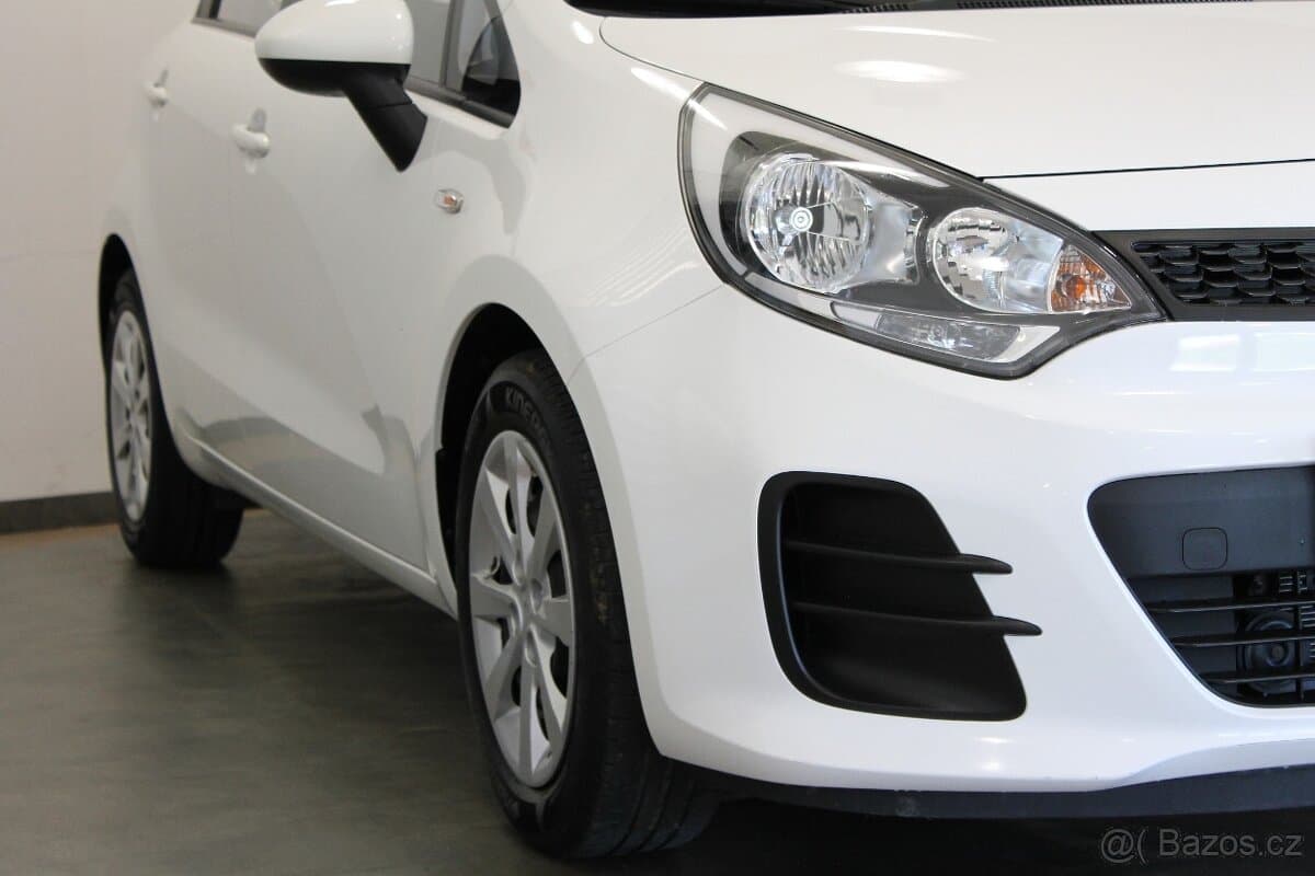 2015 Kia RIO - 5