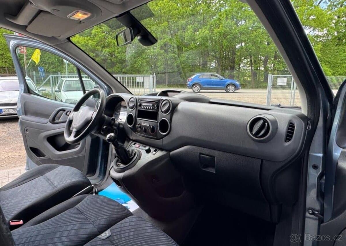 2009 Peugeot PARTNER - 5