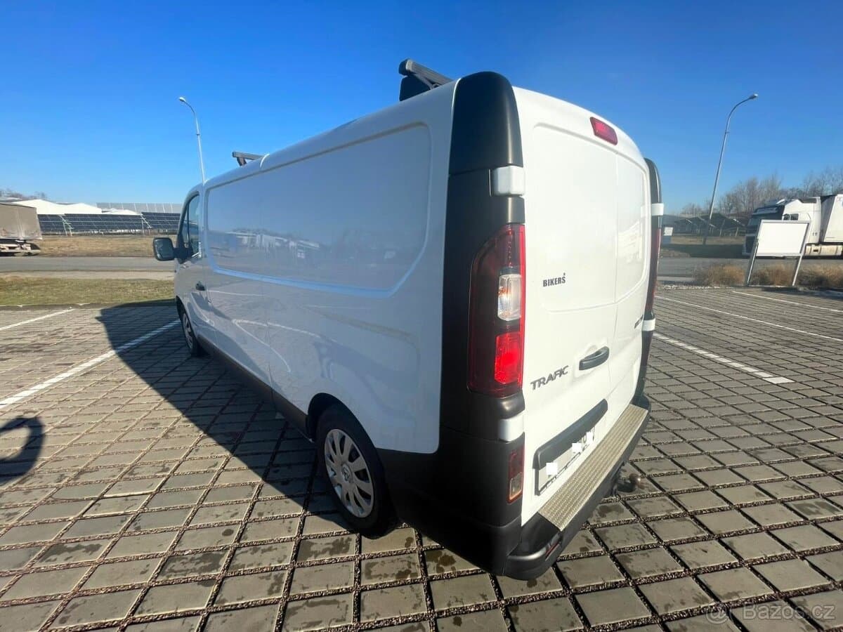 2015 Renault TRAFIC - 5