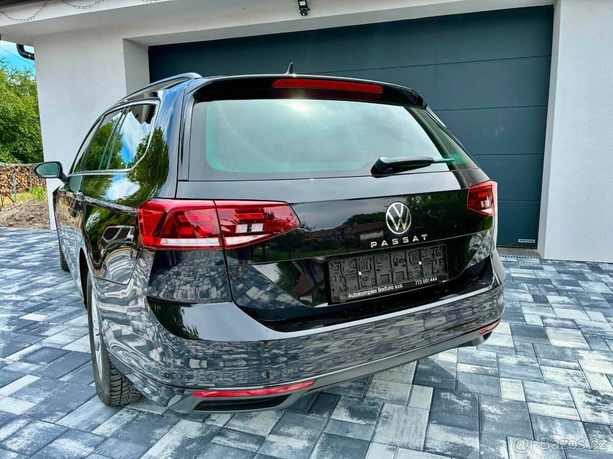 2022 Volkswagen PASSAT - 5