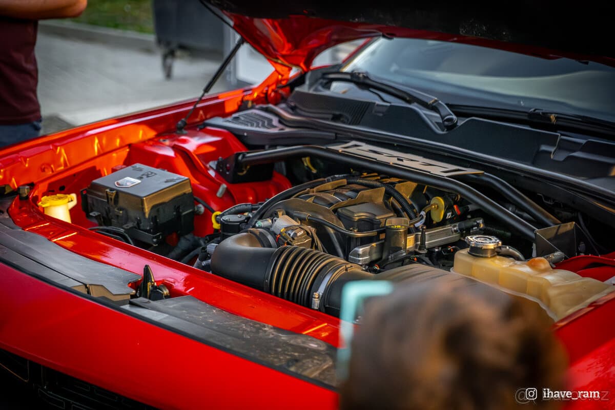 2015 Dodge CHALLENGER - 5
