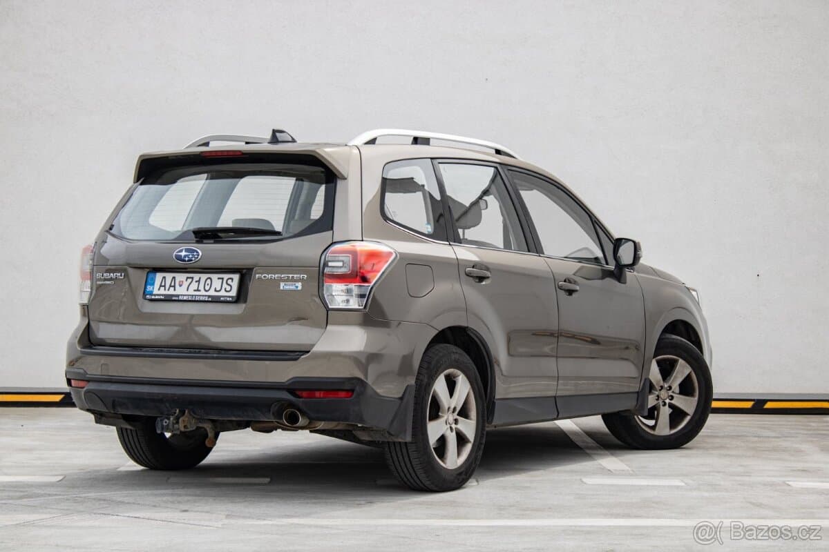 2017 Subaru FORESTER - 5