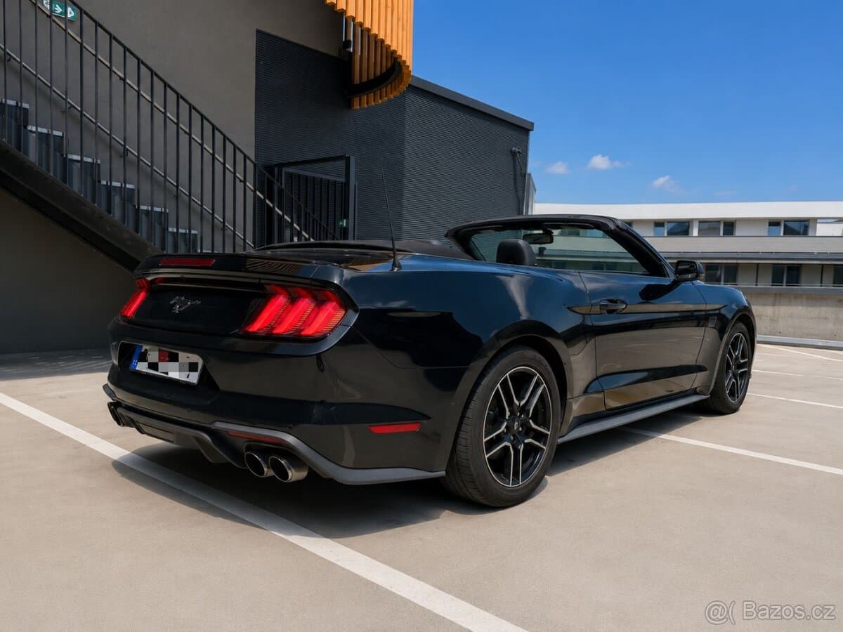 2019 Ford MUSTANG - 5
